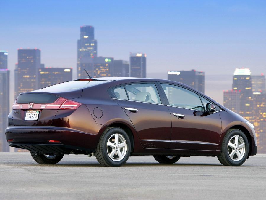  Honda FCX Clarity 2007 года  (фото 34 из 44)